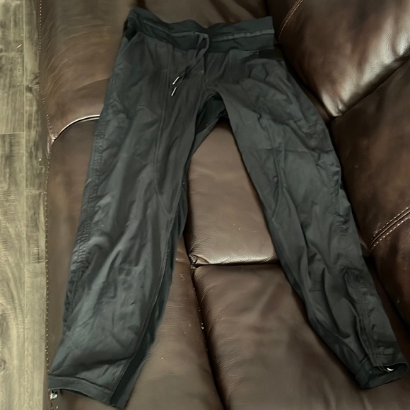 Lululemon dance crop 25” - Picture 3 of 9